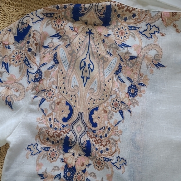 Made In Italy Linen-Blend Boho Print Blouse - See Measurements - Picture 6 of 9